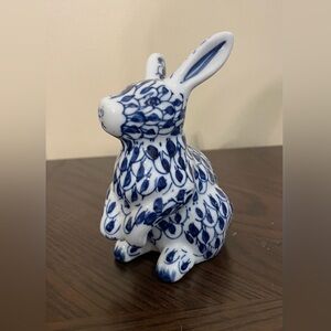 Vintage Porcelain Blue & White Fishnet Bunny Rabbit Andrea by Sadek